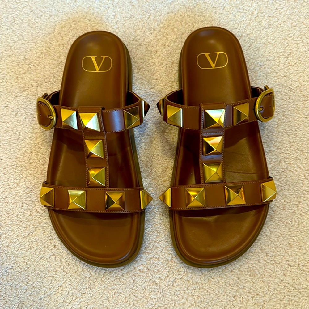 Valentino Roman Stud leather slide